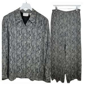 Dana B & Karen 100% Silk Animal Print Shirt and Pants Set - Size 12